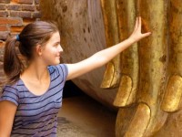 Amelie schüttelt ein goldenes Händchen